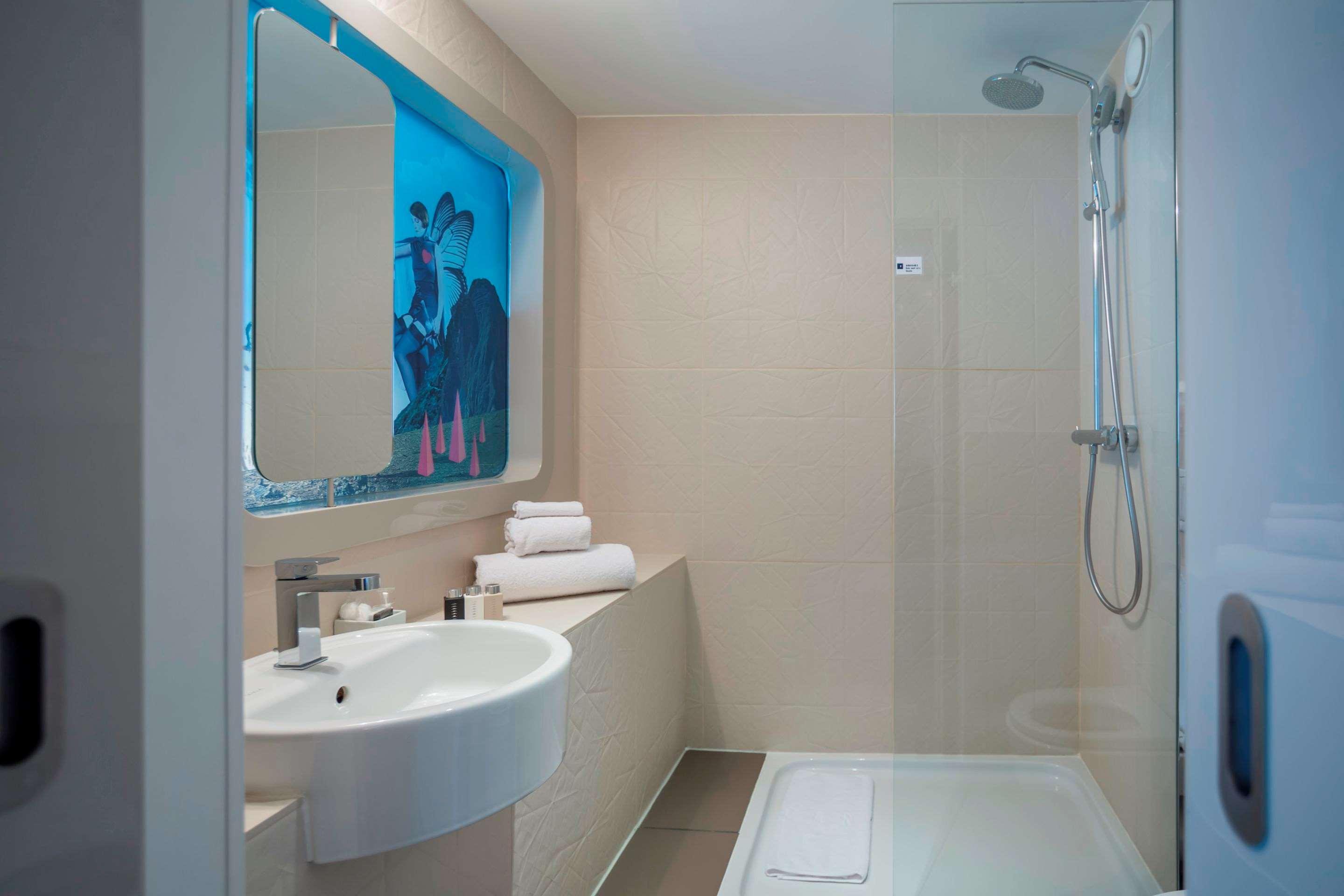 Hotel Le Marcel Paris Gare De L'Est Екстер'єр фото